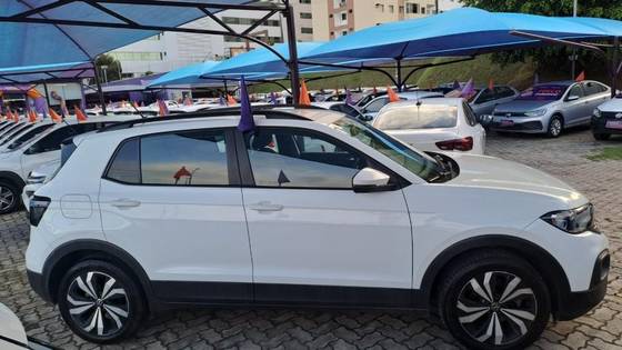 VOLKSWAGEN T-CROSS 1.0 200 TSI TOTAL FLEX AUTOMÁTICO